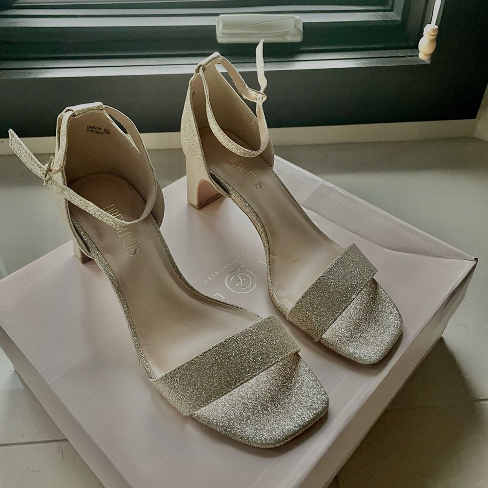 DreamPairs gold sparkly heels